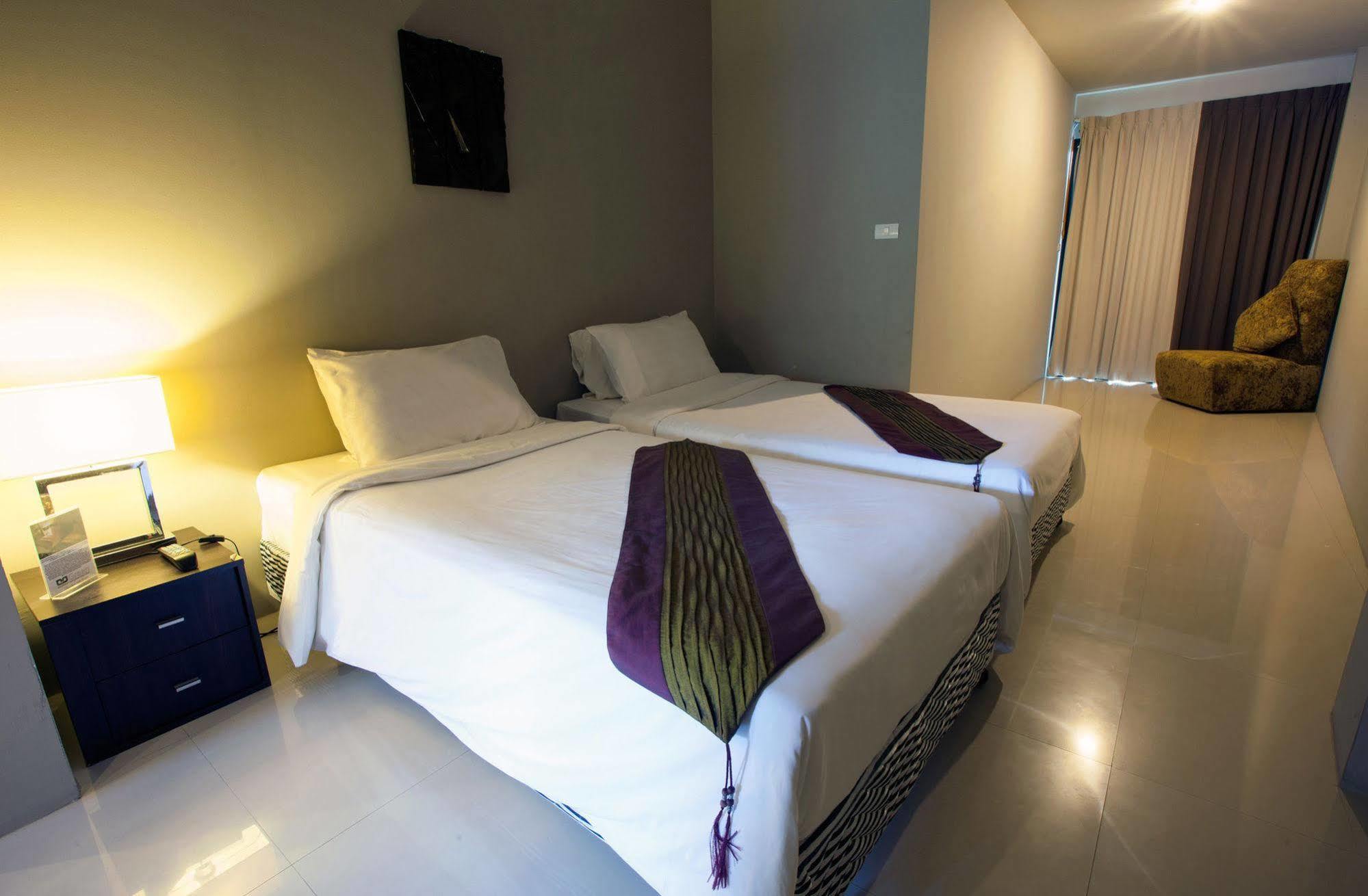 Green Residence Hotel Bang Rak Beach  Eksteriør billede